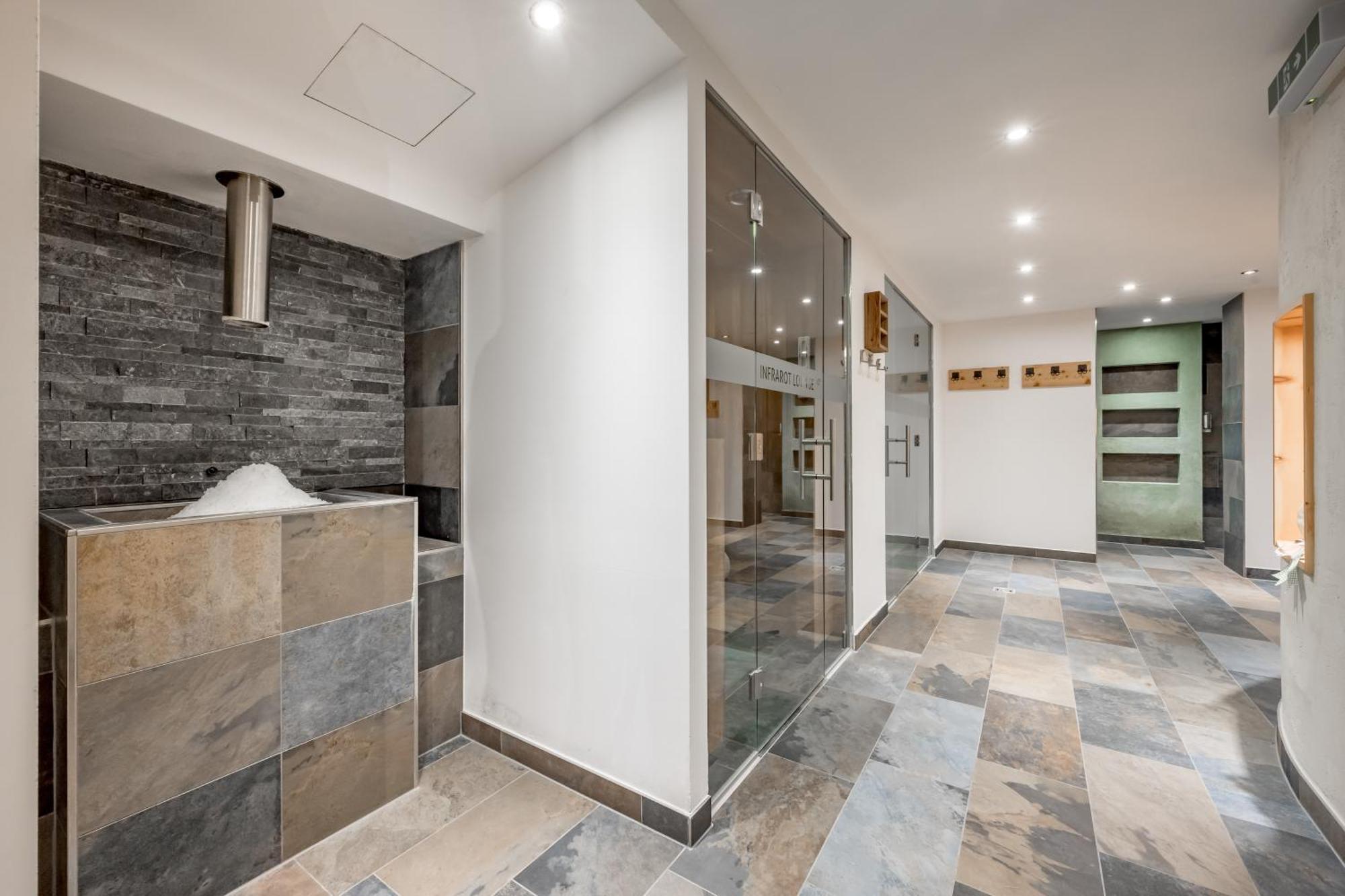 Tilia Living - B&B Mit Dem Komfort Eines Kleinen, Feinen Hotels Ried im Oberinntal Exteriör bild