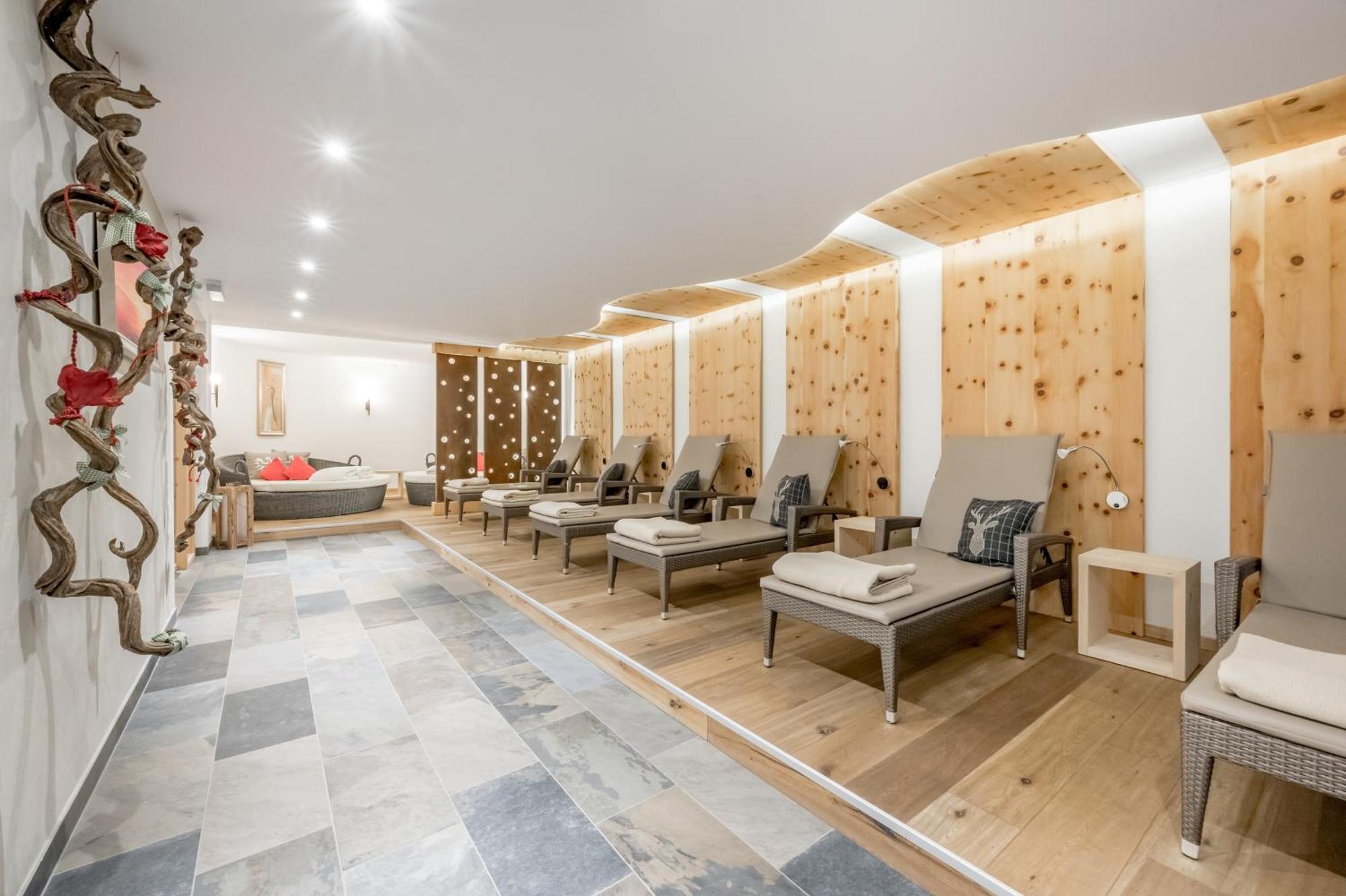 Tilia Living - B&B Mit Dem Komfort Eines Kleinen, Feinen Hotels Ried im Oberinntal Exteriör bild