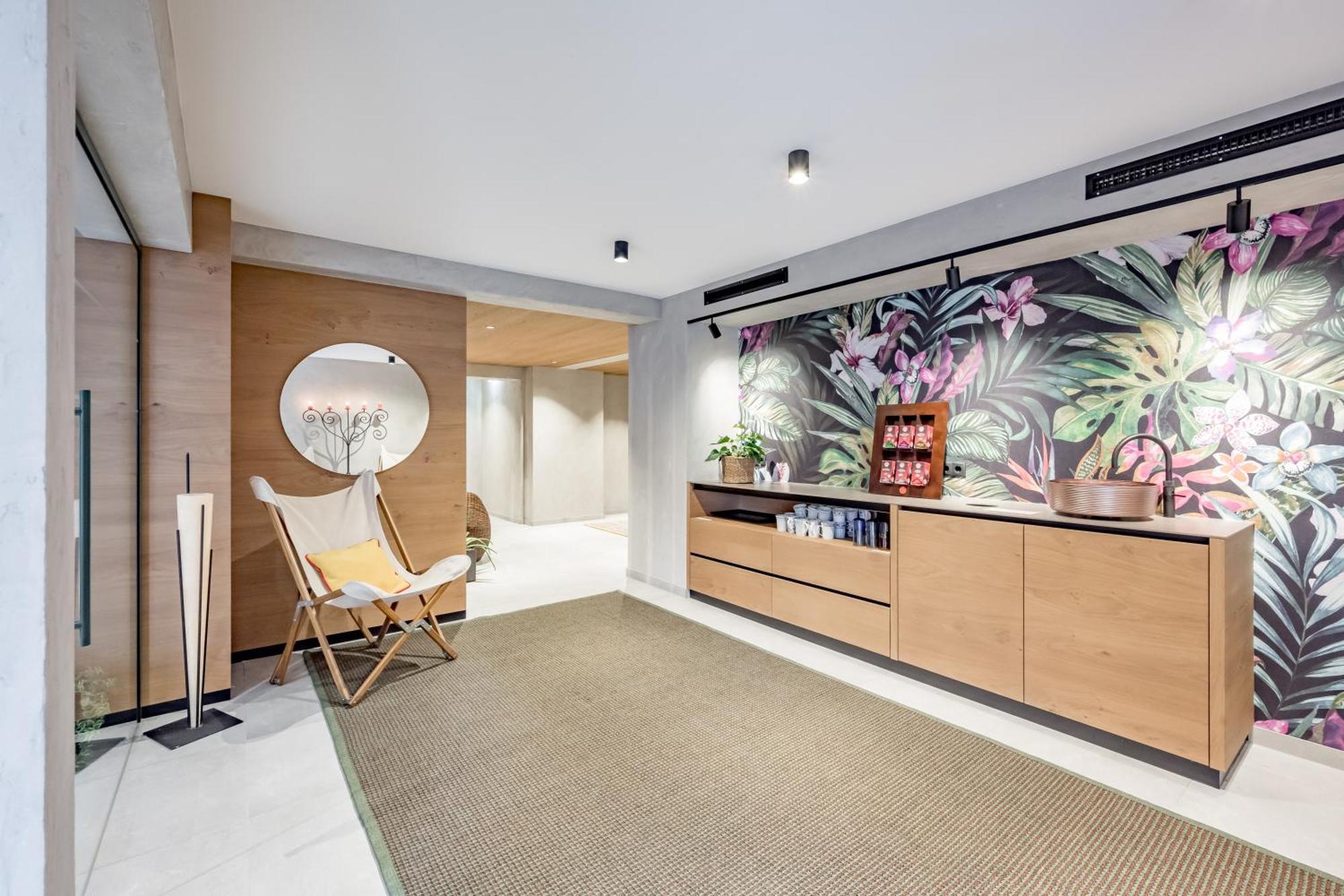 Tilia Living - B&B Mit Dem Komfort Eines Kleinen, Feinen Hotels Ried im Oberinntal Exteriör bild