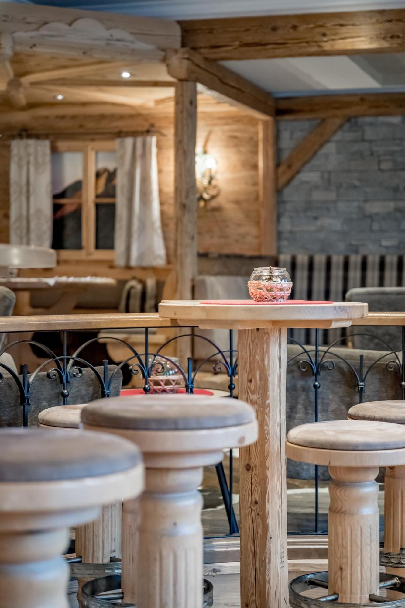 Tilia Living - B&B Mit Dem Komfort Eines Kleinen, Feinen Hotels Ried im Oberinntal Exteriör bild