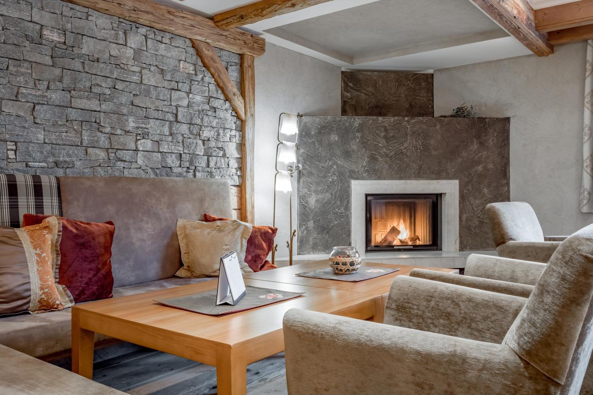 Tilia Living - B&B Mit Dem Komfort Eines Kleinen, Feinen Hotels Ried im Oberinntal Exteriör bild