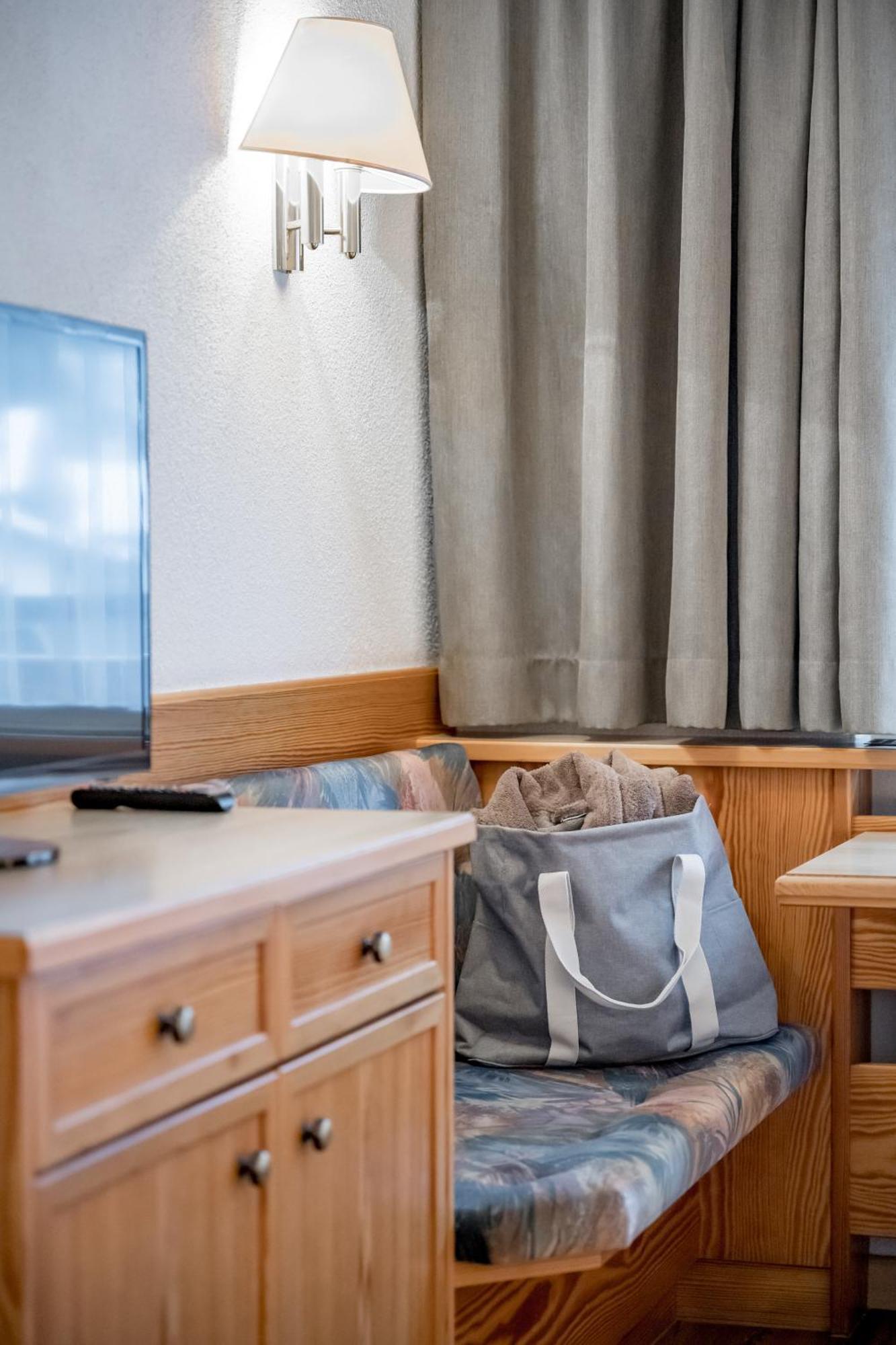 Tilia Living - B&B Mit Dem Komfort Eines Kleinen, Feinen Hotels Ried im Oberinntal Exteriör bild
