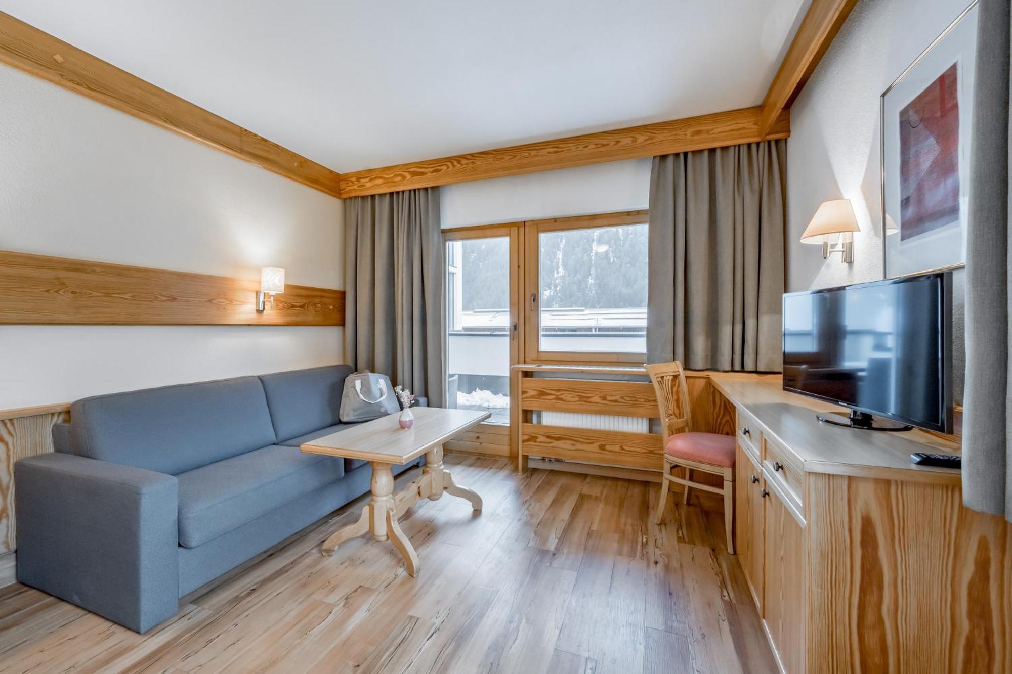 Tilia Living - B&B Mit Dem Komfort Eines Kleinen, Feinen Hotels Ried im Oberinntal Exteriör bild