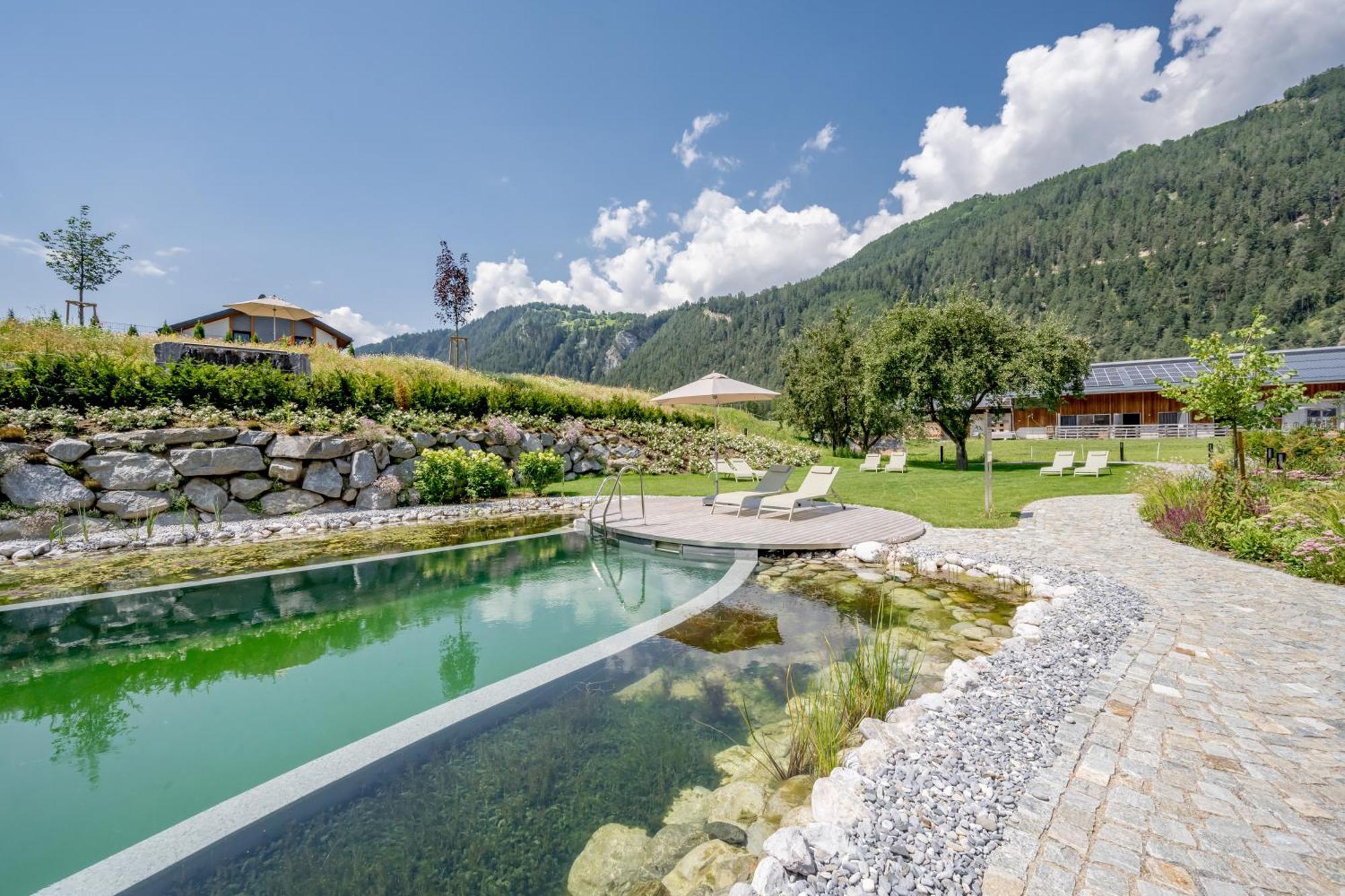 Tilia Living - B&B Mit Dem Komfort Eines Kleinen, Feinen Hotels Ried im Oberinntal Exteriör bild